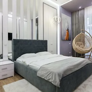 Royal Art-apartment On Skoryka 26 Апартаменты